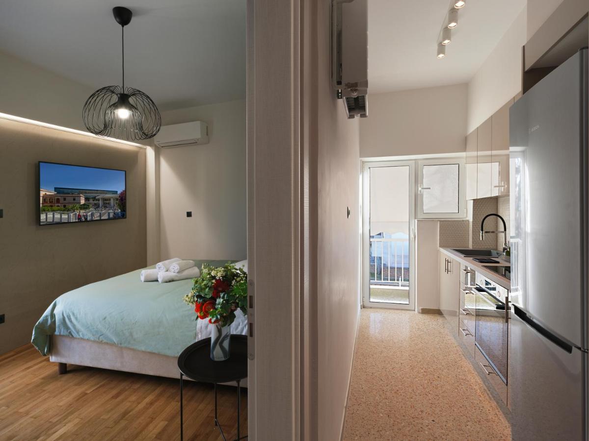 Metro Fix Apartment Atenas Exterior foto